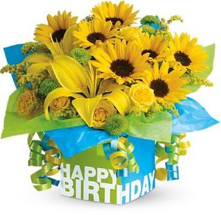 teleflora-sunny-birthday-present.jpeg